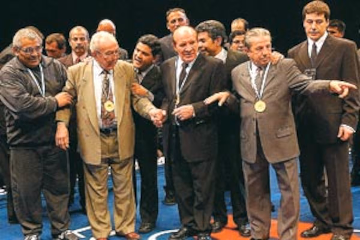 O dilema do boxeador argentino mais popular da atualidade